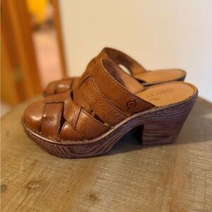 🤎 Born Cognac Leather Mules - Womens 8 🤎